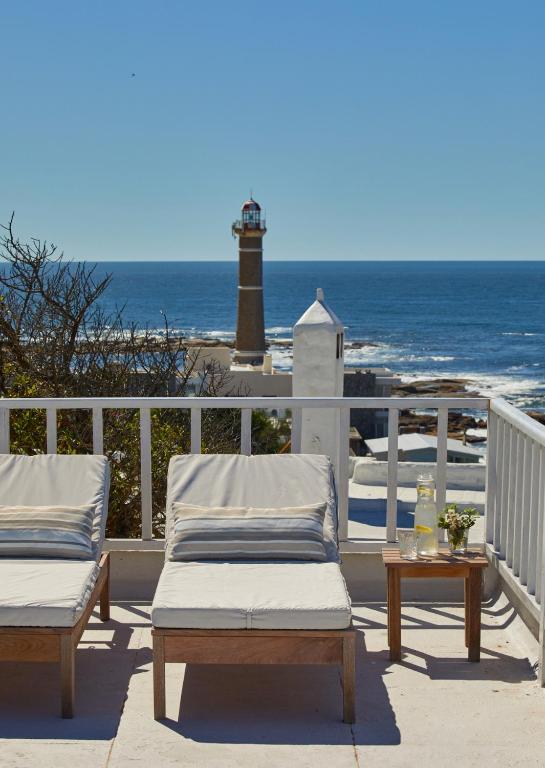 Posada Tamarindo: Un Refugio de Calma y Diseño en el Corazón de José Ignacio