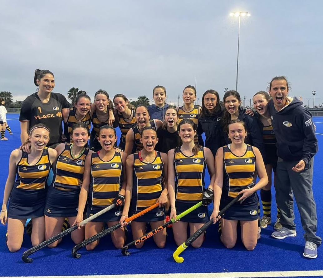 Club Lobos de Punta del Este: El Orgullo de las "Lobas" y su Salto al Sintético