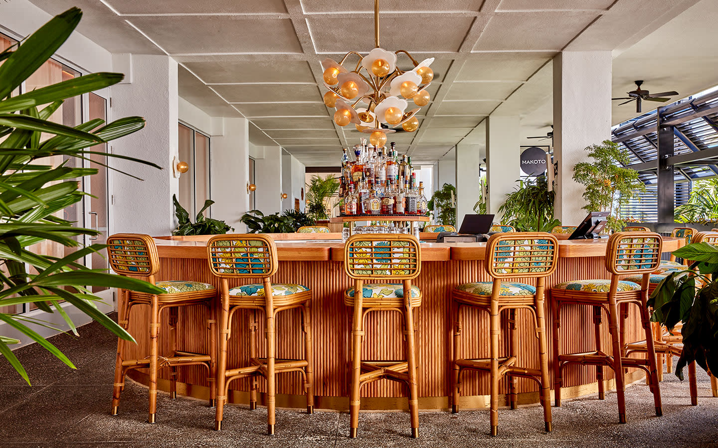 Makoto: El Templo del Sushi Moderno en Bal Harbour - imagen 2